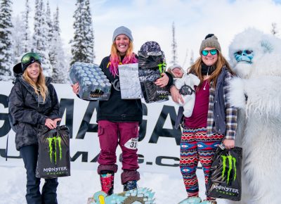 Women’s open snow winners. Rachel Westcott (3rd), Sierra Jewett (1st), and Samantha Hobosh (2nd) and her son. Photo: Jo Savage // @SavageDangerWolf