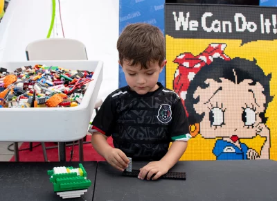 Kids had the chance to craft LEGO creations at DIY Fest. Photo: Jovvany Villalobos.