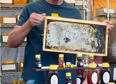 Papa Bear's Honey displays their wares. Photo: Jovvany Villalobos.