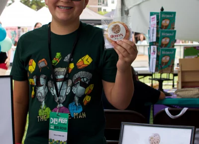 Henry's Bake Sale sells tasty homemade cookies! Photo: Jovvany Villalobos.