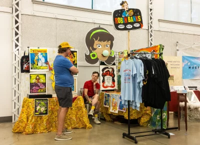 Robin Banks' unique art style is a hit at DIY Fest. Photo: Diego Andino.