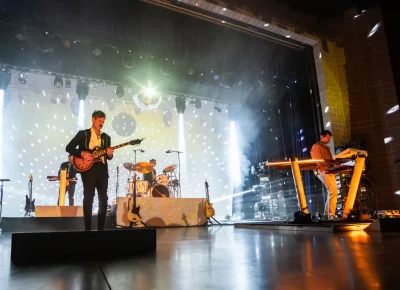 Tycho's background visuals are mesmerizing. Photo: Derek Brad.